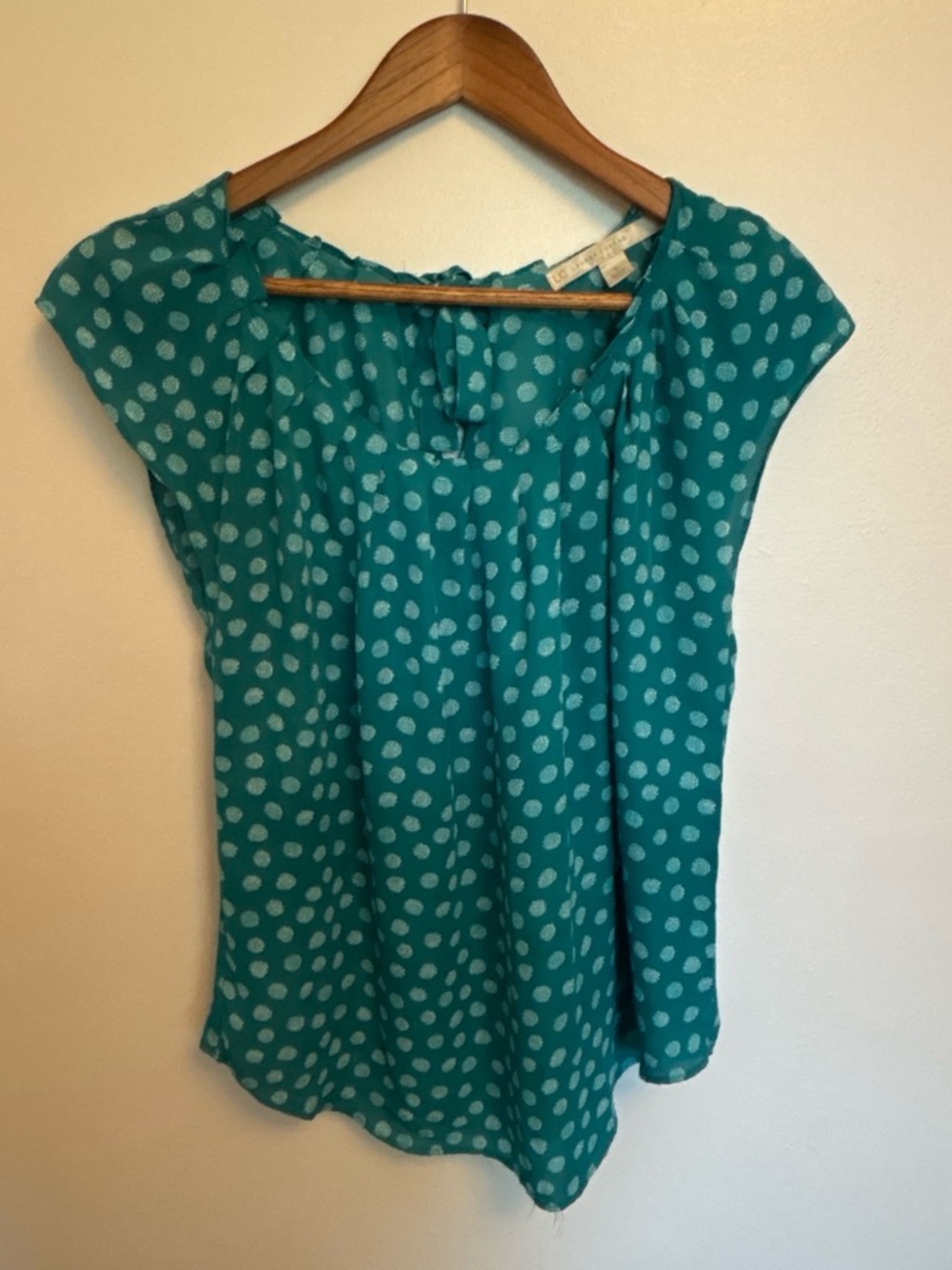 LC Lauren Conrad Teal Polka Dot Cap Sleeve Blouse